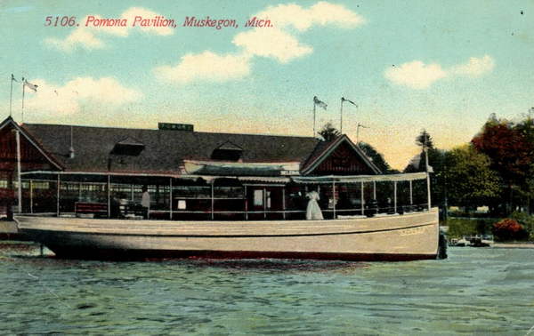 Fruitport Pavilion (Pamona Pavlion) - Old Postcard Showing Boat Dock